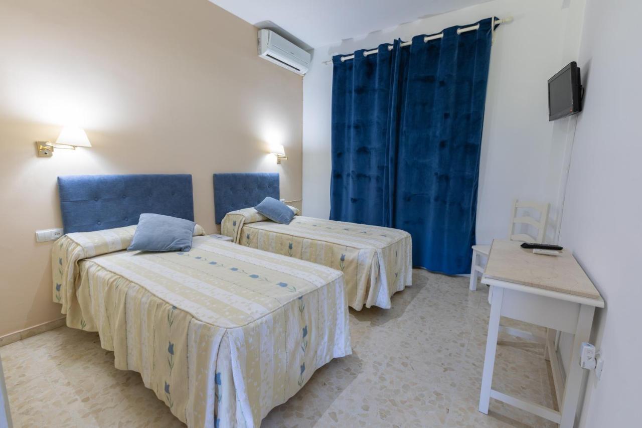 Twin Room,250384581:JPEG
